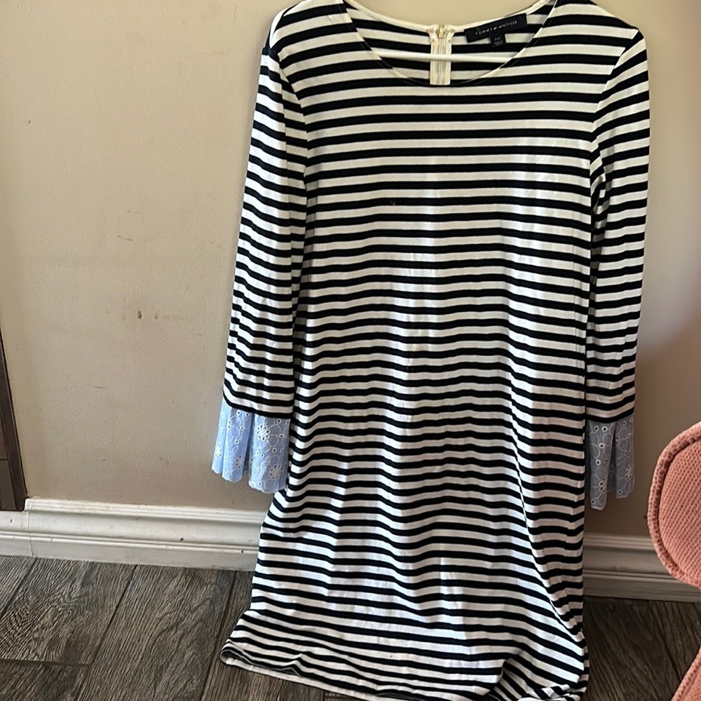 Tommy Hilfiger size large dress